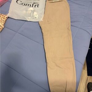 Comfrt Travel Essential Sweatpants — Size S (New Without Tag)